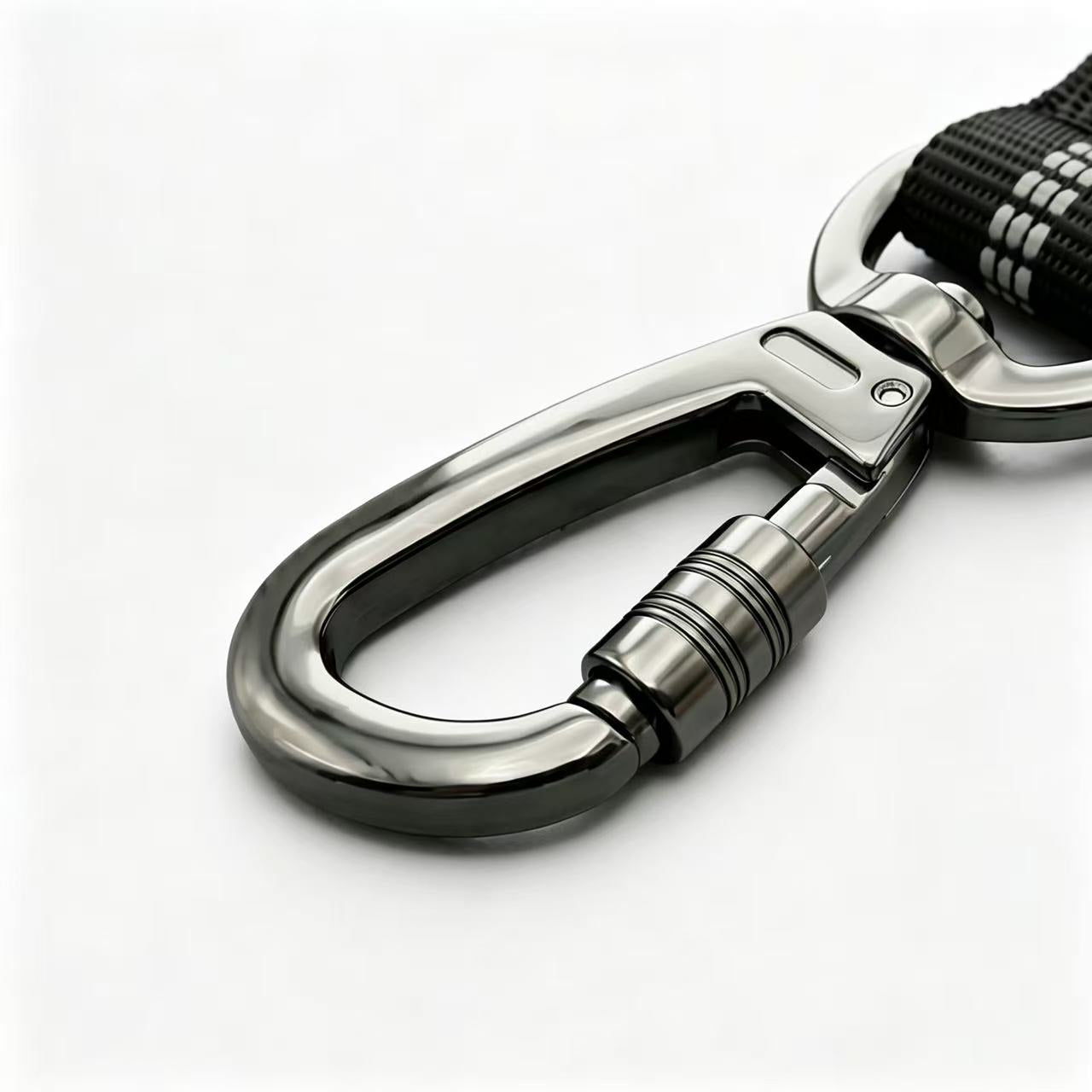 KAVRIONA Safe-Ride Bungee Dog Seat Belt